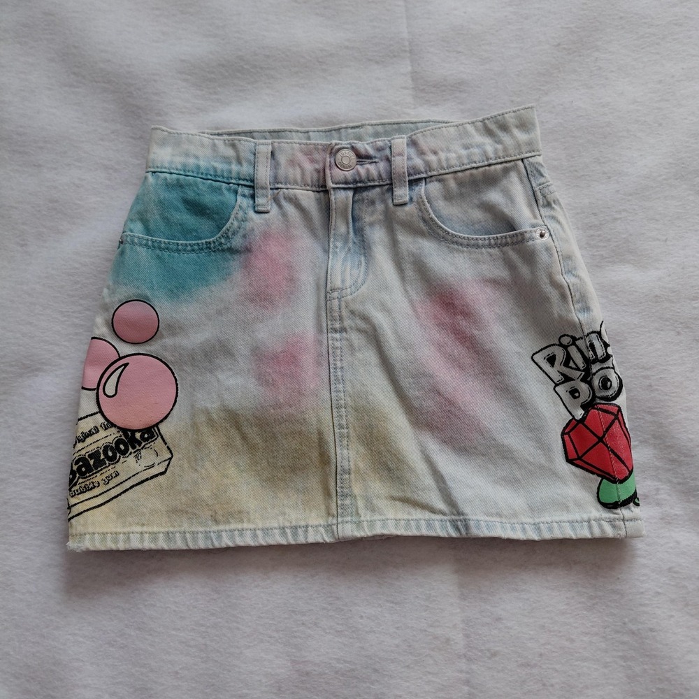 Justice Girls Tie Dye Denim Mini Skirt Size 8 Ring Pop Bazooka Graphics LTWASH